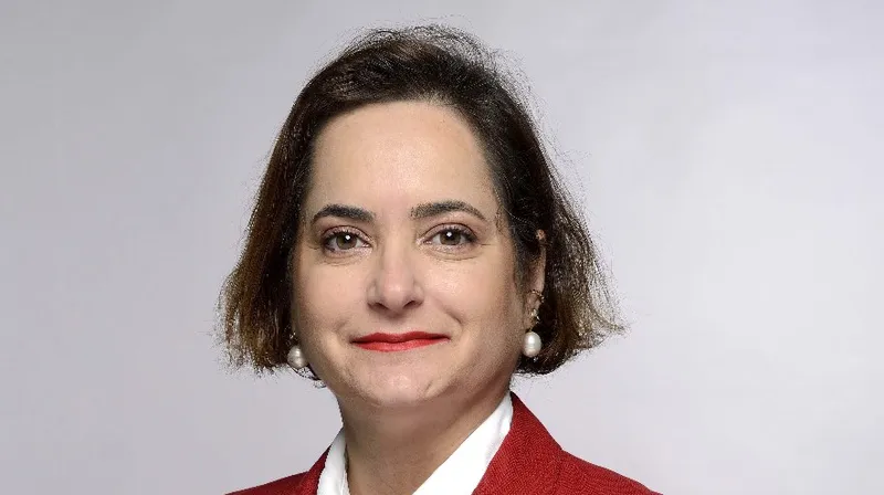 Coordenadora do Mestrado em Psicologia Social e das Organizações Annelyse Soares