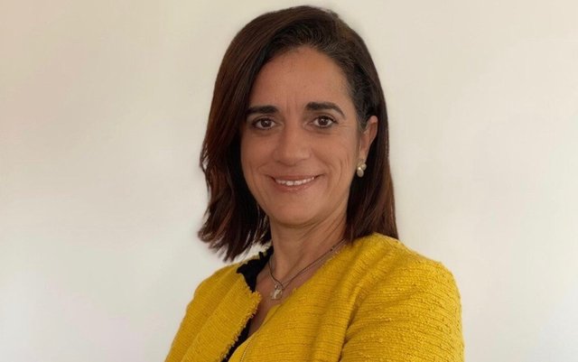 Reitora Hélia Gonçalves