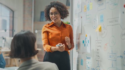 Consultor de marketing estratégico