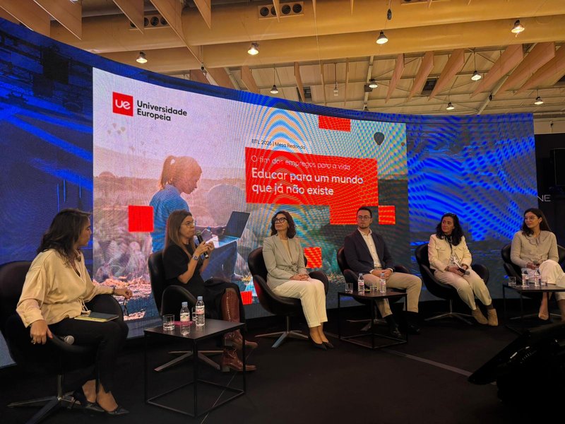 "Educar para um mundo que já não existe": Universidade Europeia na BTL 2026