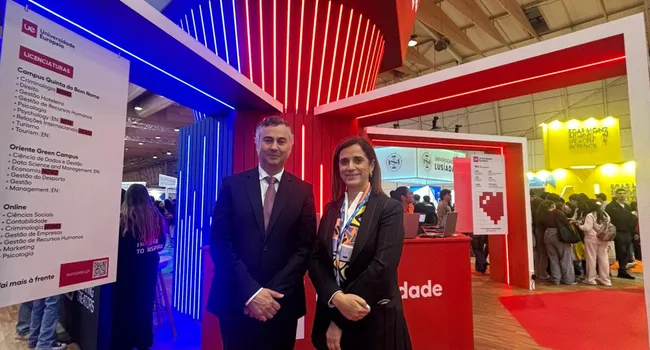 O Ministro da Educação, Fernando Alexandre, e a Reitora da Universidade Europeia, Hélia Gonçalves Pereira