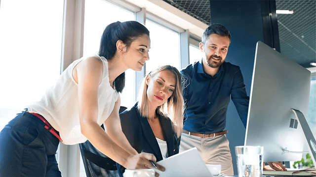 Equipa a planear a Comunicação Estratégica