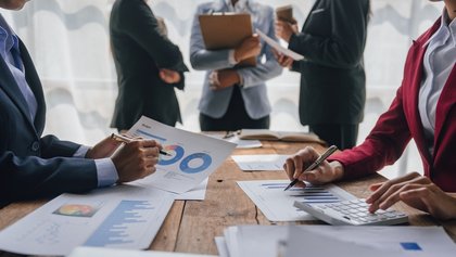 que-es-politologo-og